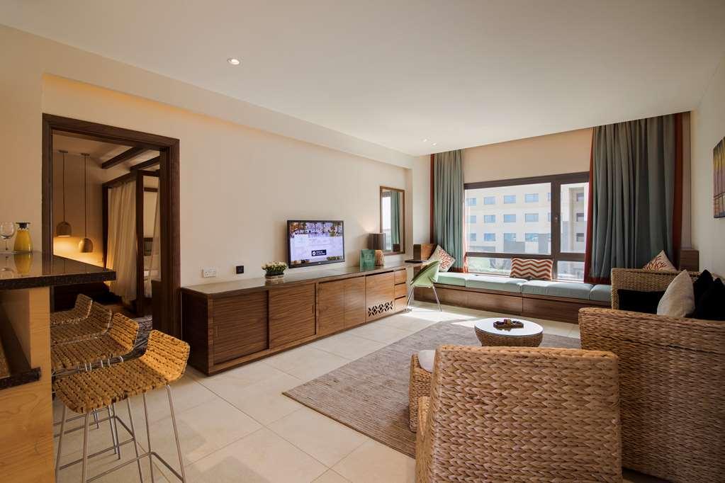 The Palms Beach Hotel And Spa - Kuwai Kuwait City Room photo