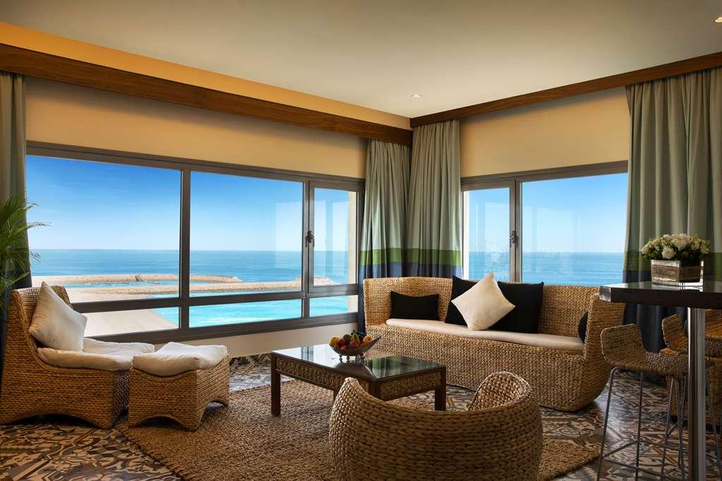 The Palms Beach Hotel And Spa - Kuwai Kuwait City Room photo