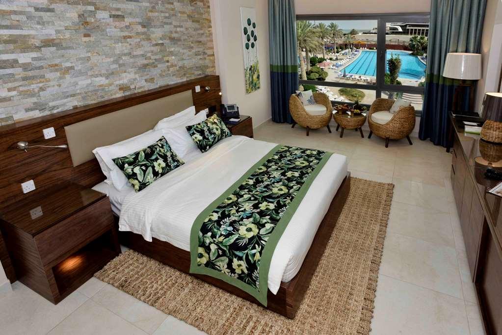 The Palms Beach Hotel And Spa - Kuwai Kuwait City Room photo